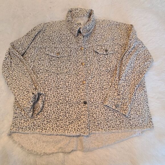 Zara Leopard Animal Print Denim Shirt Sz Small - Picture 2 of 6